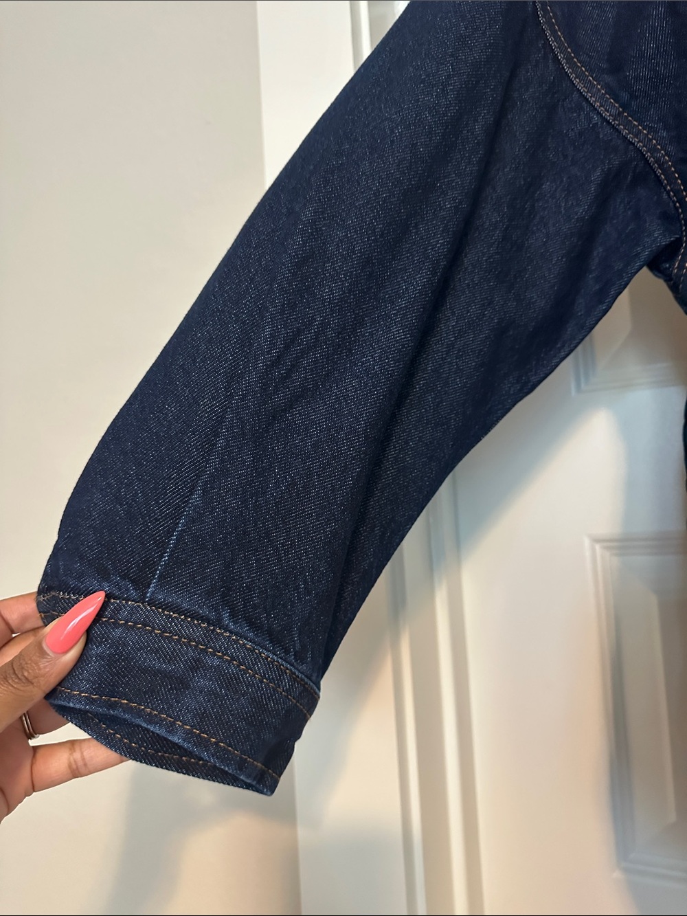 H&M Navy Denim Jacket with Contrast Stitching - Picture 4 of 7